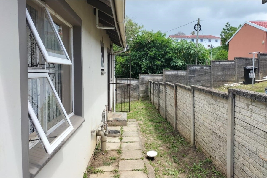 2 Bedroom Property for Sale in Amalinda Eastern Cape